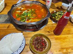 -苗家恒灵酸汤鱼-跳水牛肉连锁店(凯里总店)
