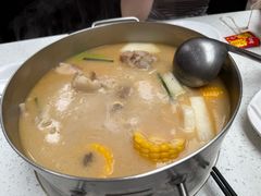 -肥仔文澳门猪骨煲(南京西路店)