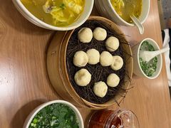 -佬钱湾仔(衣裳街店)