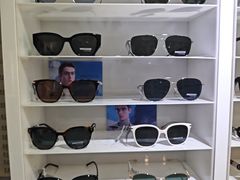 -天空之镜眼镜店蔡司依视路授权店(天通苑店)