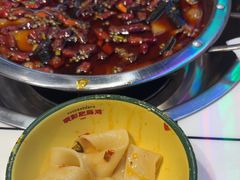 -晓彭肥肠鸡·泡椒鸡火锅(水木天地店)