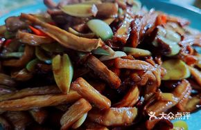Pickled Garlic Stir-fried King Oyster Mushroom