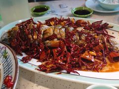 -巧克力渔家.小船海鲜胶东菜(万平口店)