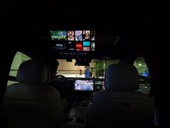 -理想汽车(世纪汇店)
