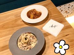 -Hello Peach 蜜桃创意西餐厅(南浔广弘酒店广场店)