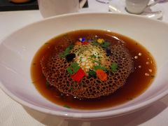 慢火煮蛋蘑菇清汤-AZUR聚(香格里拉饭店)