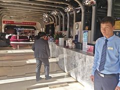 -裕龙汤泉