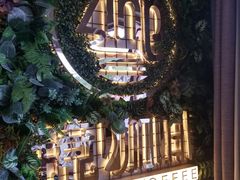 -ZING COFFEE 镜咖啡