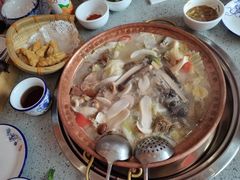 -阿婆情腊排骨火锅(金虹路店)