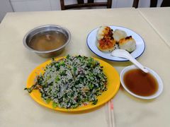 香菇咸肉菜饭-舒蔡记生煎菜饭(云南中路店)