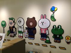 -LINE FRIENDS Garosu-gil Flagship Store