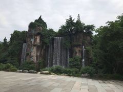 -峨眉山报国寺