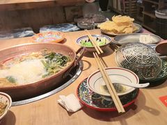 -洱火云南酸菜牛肉火锅(石景山当代商城店)