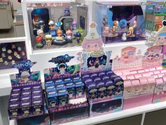 -泡泡玛特POPMART(杭州乐堤港店)