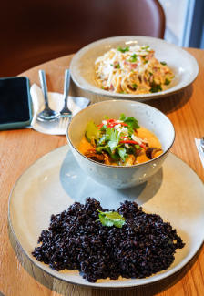 funk&kale(力宝广场店)-"妹子在力宝广场上班,中午跟她约了力宝广场.