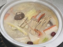 -三人行骨头王火锅(长寿店)