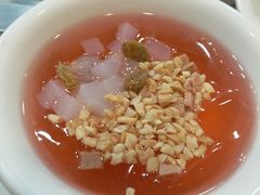 -鲁员外地锅鸡地锅鱼(古墩路店)