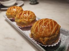 酥皮水牛奶菠萝包-陶陶居酒家(第十甫路总店)