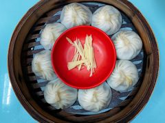 蟹黄汤包-食惠里小笼包面馆(越秀店)