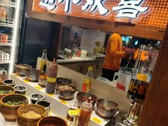 -巴卤社老火锅(财富店)