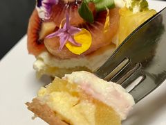 -ZAZA CAKERY