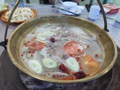 -江湖亮亮蒸虾大排档烤全羊清真(武汉总店)