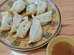 -胡记锅贴·沪上游子老鸭粉丝汤(太原路店)