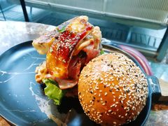 -Let'sBURGERplus·非常创意汉堡(三里屯店)