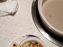 -三人行骨头王火锅(长寿店)