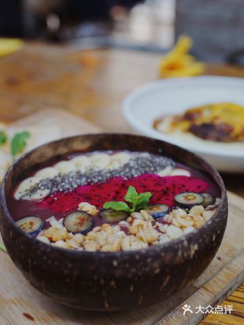 我发现以水果命名的店都很️