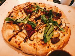 招牌法肝比萨-百特喜·意大利餐厅(八佰伴镇江店)