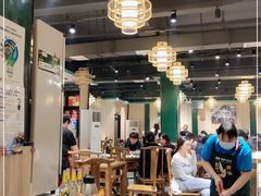 大堂-肖肖酸萝卜鱼火锅(总店)