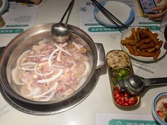 -三个椰子·现砍椰子鸡(金源CBD店)