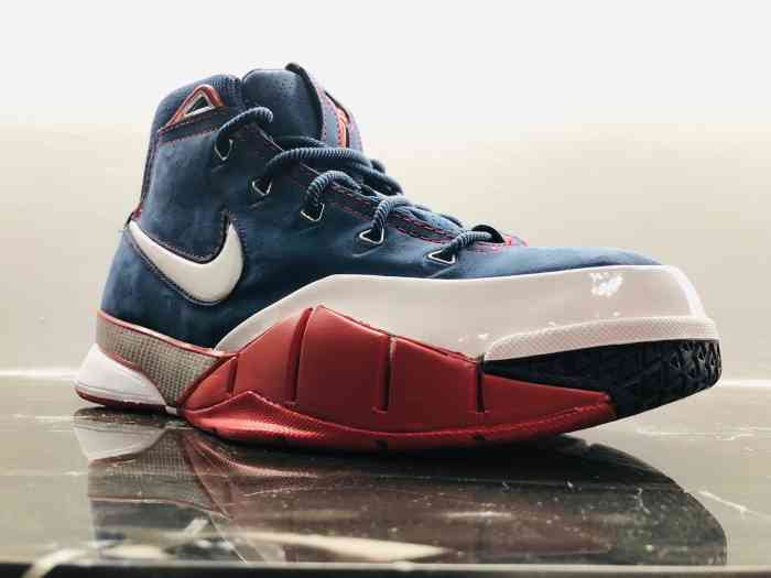 喜鞋sneaker spa(西南旗舰店)-"哈哈,妹妹做指甲,我到处跑,看到一个我