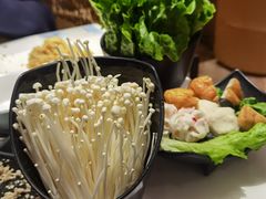 -东椰·海南椰子鸡火锅(朝阳门店)