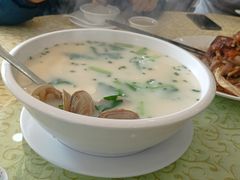 -鹏城人家海鲜酒家·23年老字号(较场尾店)