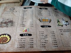 -三里屯土灶炖公鸡地锅鸡(江东店)