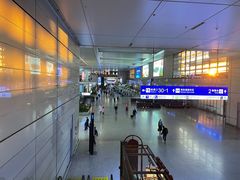 -星巴克(上海虹桥站2A检票口)