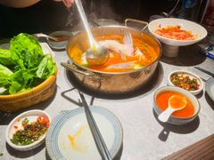 -野山舂·贵州现舂酸汤牛肉(民生路店)