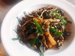 -半山腰·云南菜(侨福芳草地店)