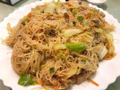 -三姐妹·海鲜大排档