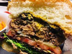 -HIGH FIVE哈福手工汉堡(桂林路店)