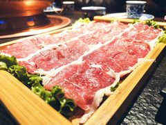 手工鲜切羔羊上脑-清真·京华源铜锅涮肉(丰庆店)