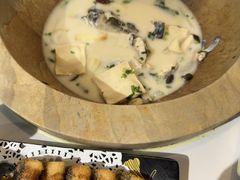 -云中鱼蒸汽石锅鱼(川沙百联店)