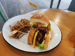 -HELLO 27 意面·沙拉·帕尼尼