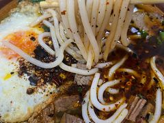 -花溪牛肉粉(八鸽岩店)