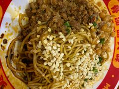 -魔都三兄弟酸辣粉·蘸卤炸串(虹桥万科店)