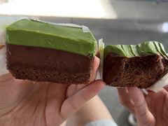 -好利来(高新枫叶广场店)