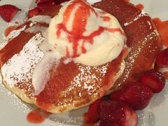 -Pancakes on the rocks(Darling Harbour)