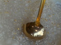 -蜜桃餐厅·伴山(湖滨商业街店)